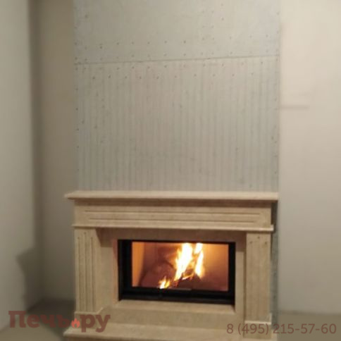 Камин из мрамора Лима Крема Нова с топкой Romotop Heat 3G L 88.50.01 фото 6