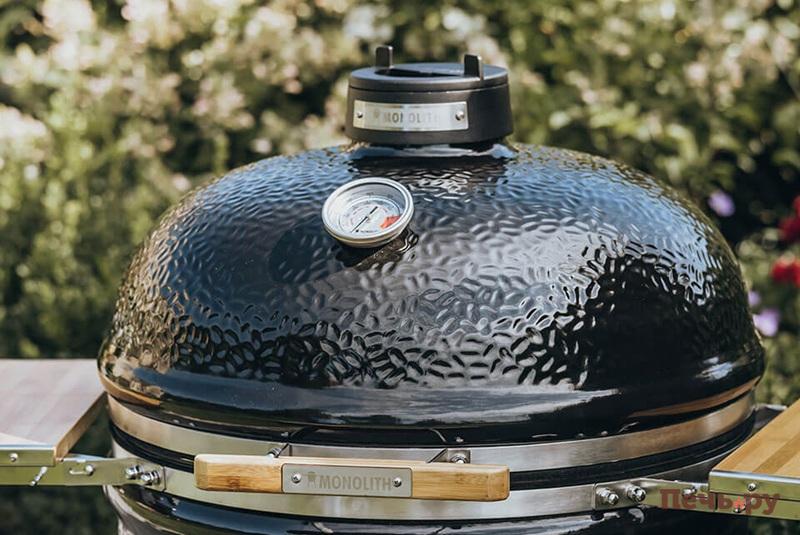 Термометр у гриля CLASSIC-Pro-Serie-2.0-chernyy2.jpg